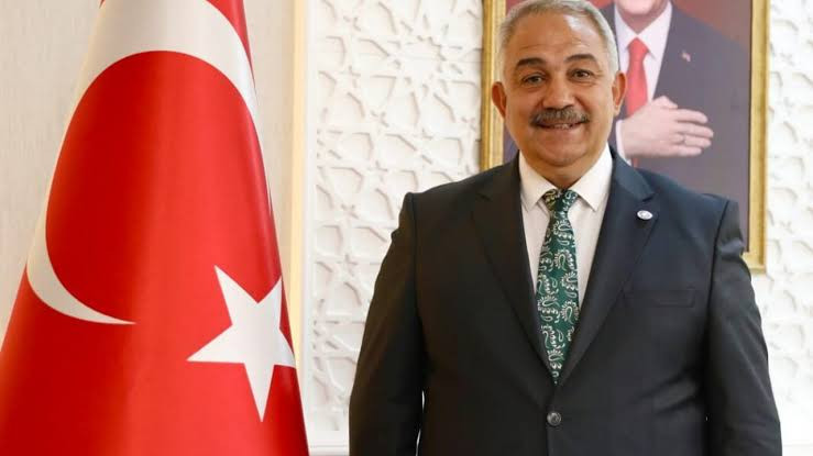 Ak Parti Gaziantep İl Başkanı Murat Çetin, istifa ettiğini duyurdu