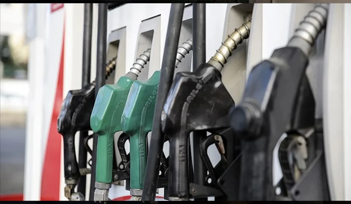 Akaryakıt fiyatına yeni zam: Ara&ccedil; sahipleri dikkat!