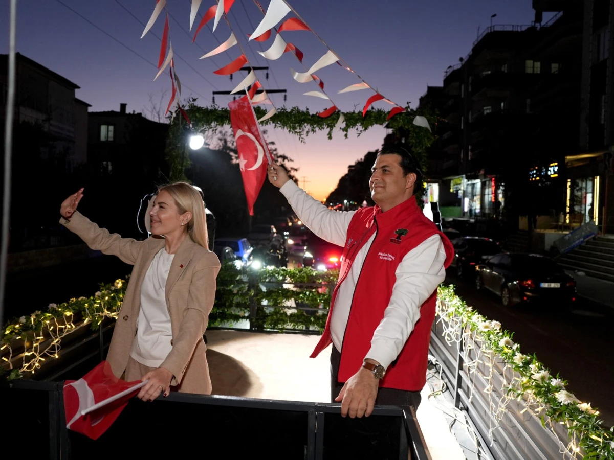 BAŞKAN YILMAZ&rsquo;DAN CUMHURİYET KORTEJİNE DAVET