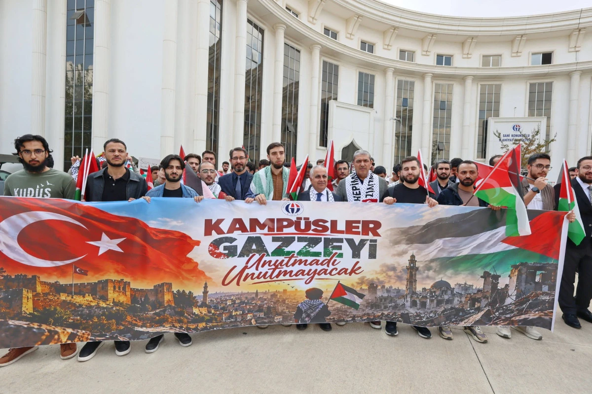 GA&Uuml;N &Ouml;ĞRENCİLERİNDEN FİLİSTİN&rsquo;E DESTEK Y&Uuml;R&Uuml;Y&Uuml;Ş&Uuml;