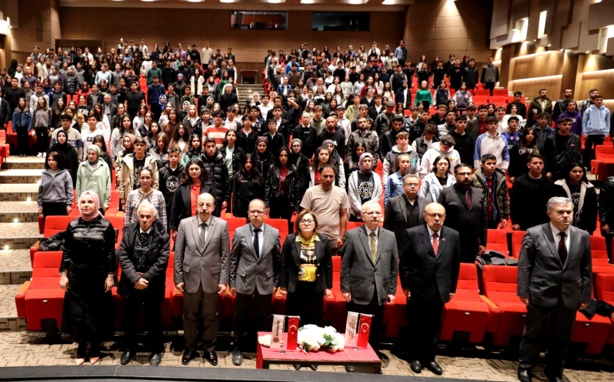 GAÜN'de İstiklal Marşı Konferansı