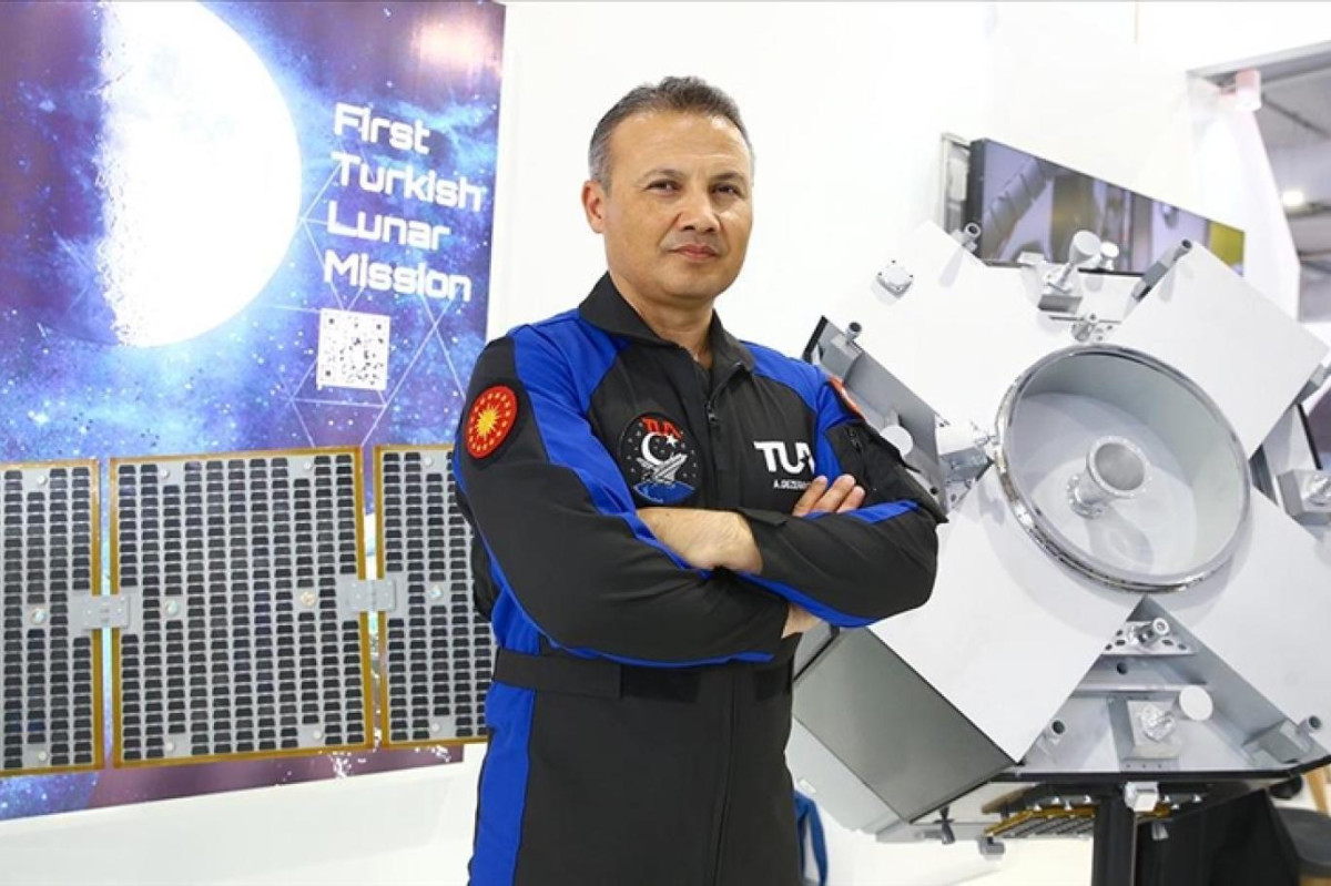İlk Türk astronot Gezeravcı, sosyal medyadan gelen soruları uzaydan yanıtladı