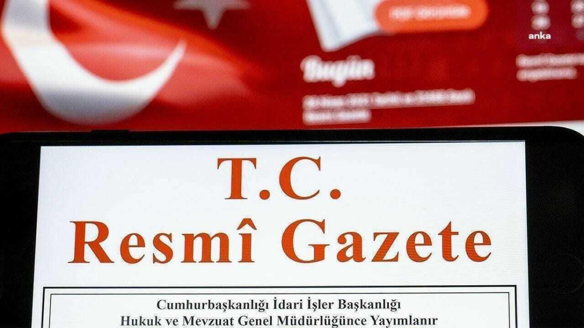 Resmi Gazete'de yayımlandı: Birçok isim görevden alındı