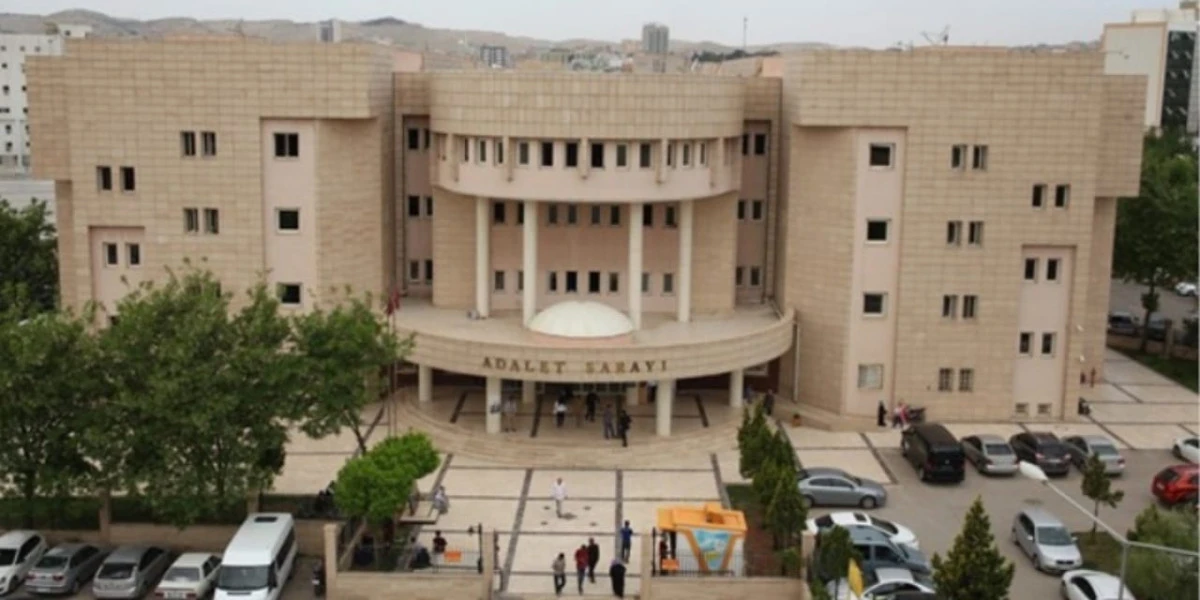 Şanlıurfa Adliyesi'nde patlama! Yaralılar var